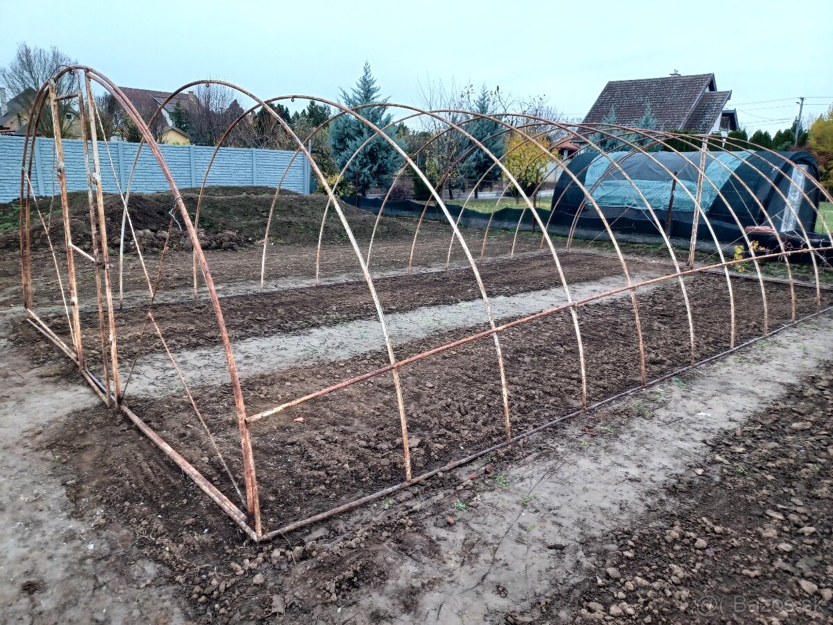 Konstrukcia foliovnika