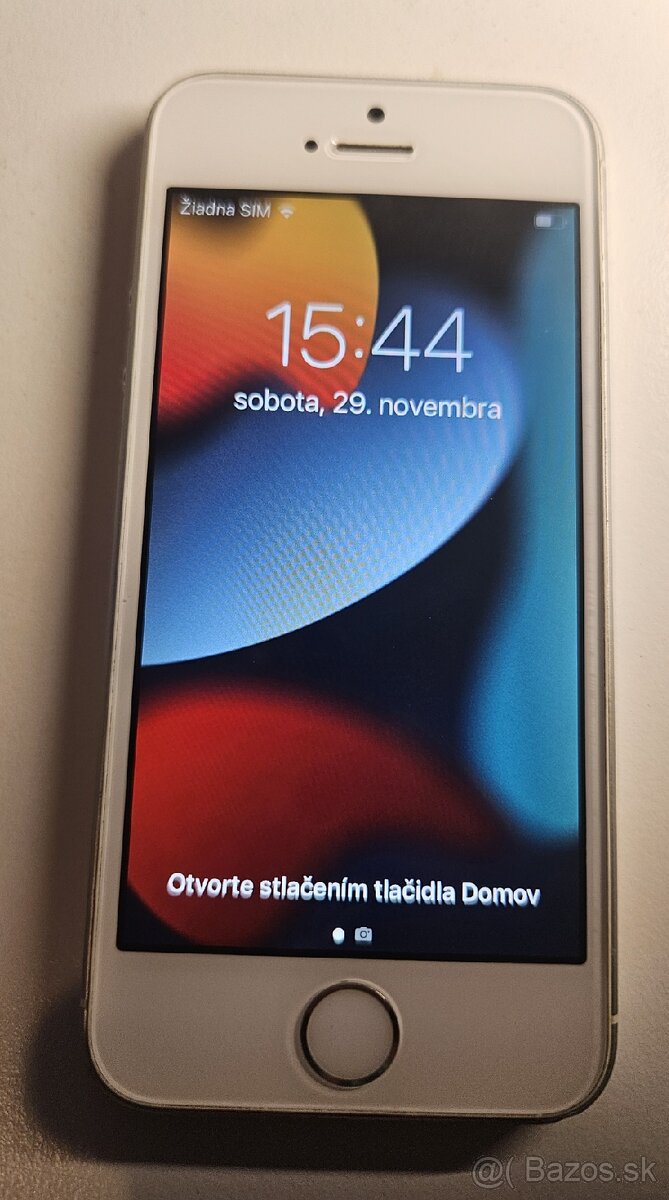 Predám APPLE iPhone SE 32 GB