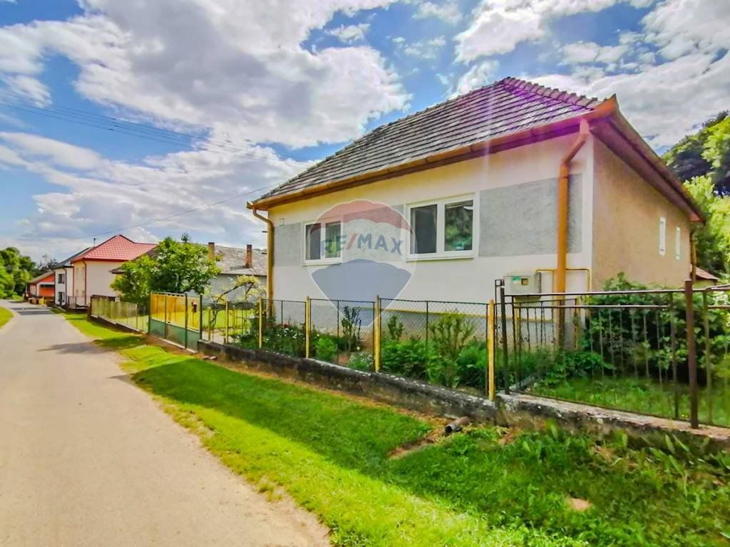 Rodinný dom na predaj - Uhorské | Poltár