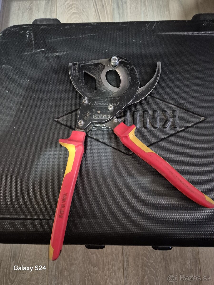Knipex račňové kliešte na káble