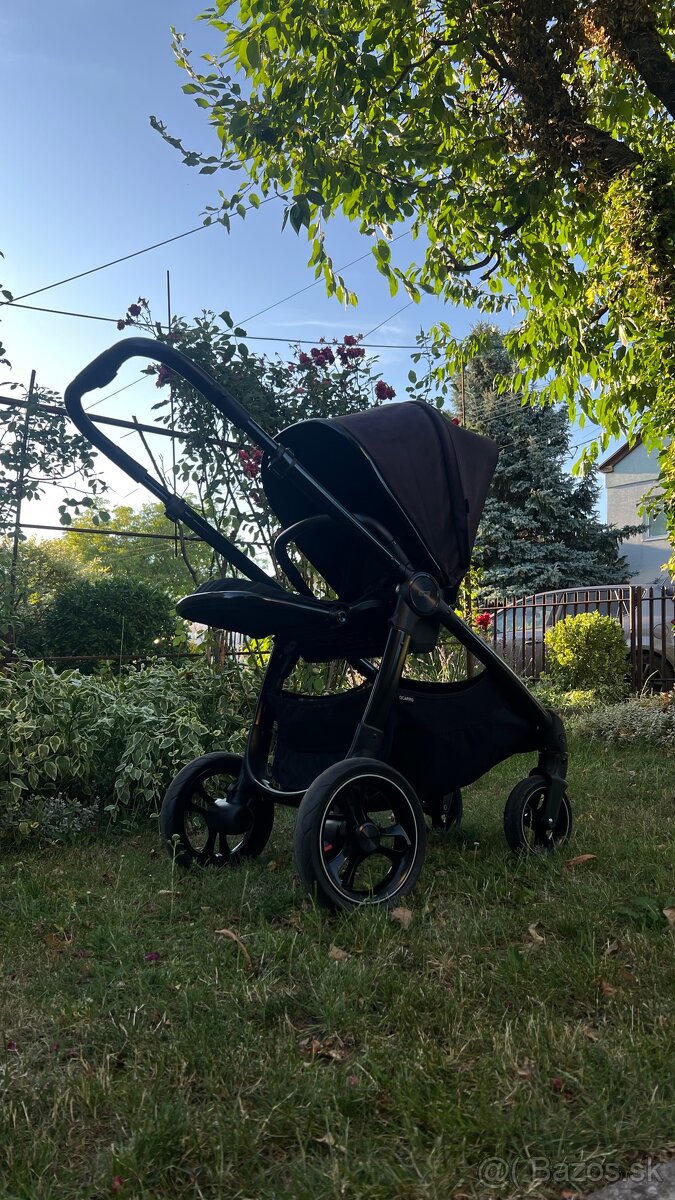 Predám kočík Mamas & Papas Ocarro Raven – TOP STAV, ako nový