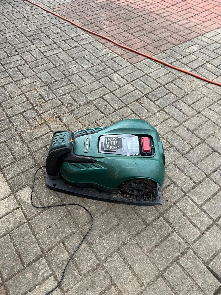 Parkside robotická kosačka