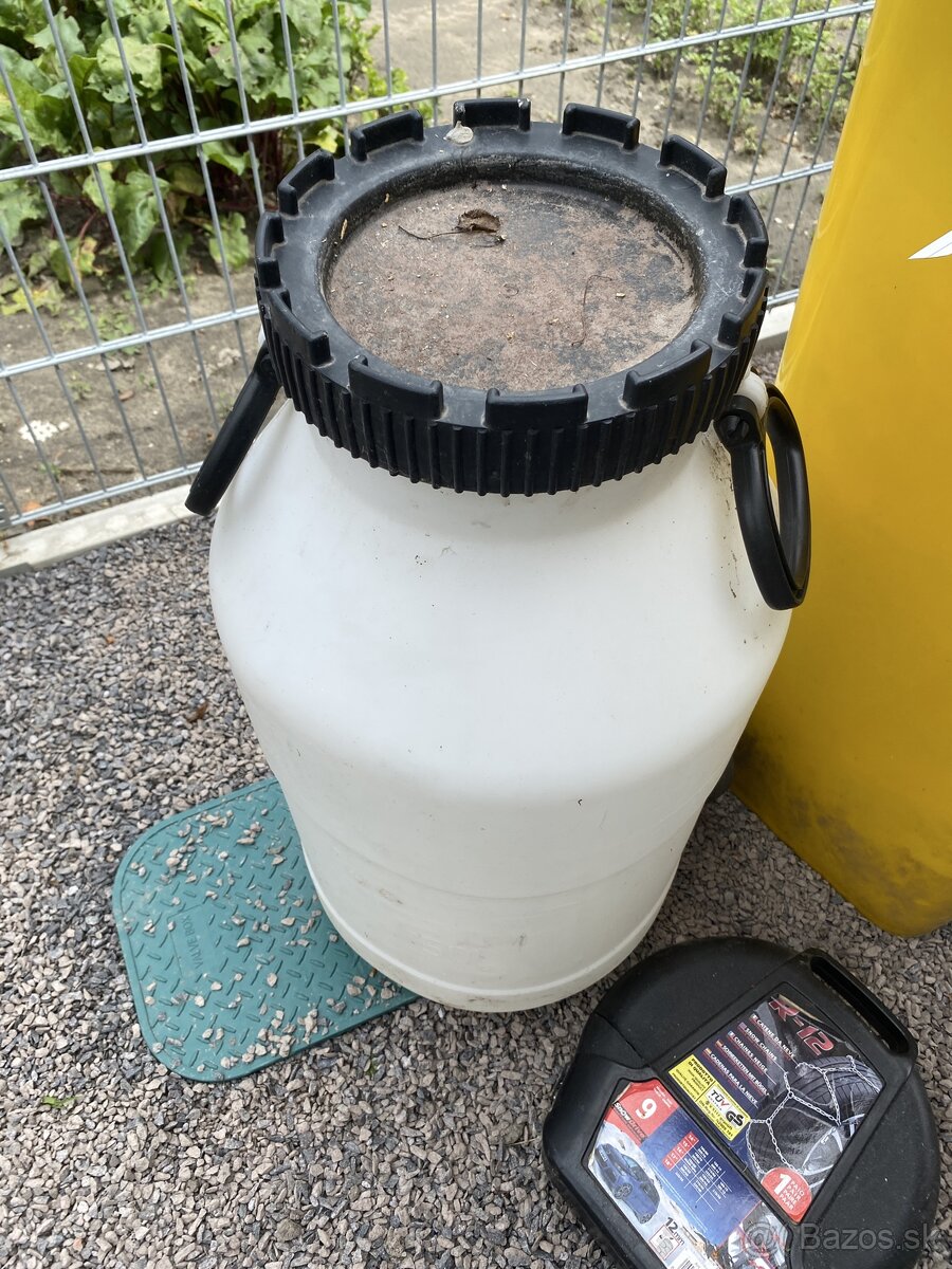 Predál plastový barel 50 l