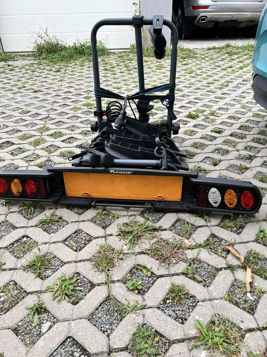 Nosic na tazne: PERUZZO PURE INSTINCT pre 3 bicykle