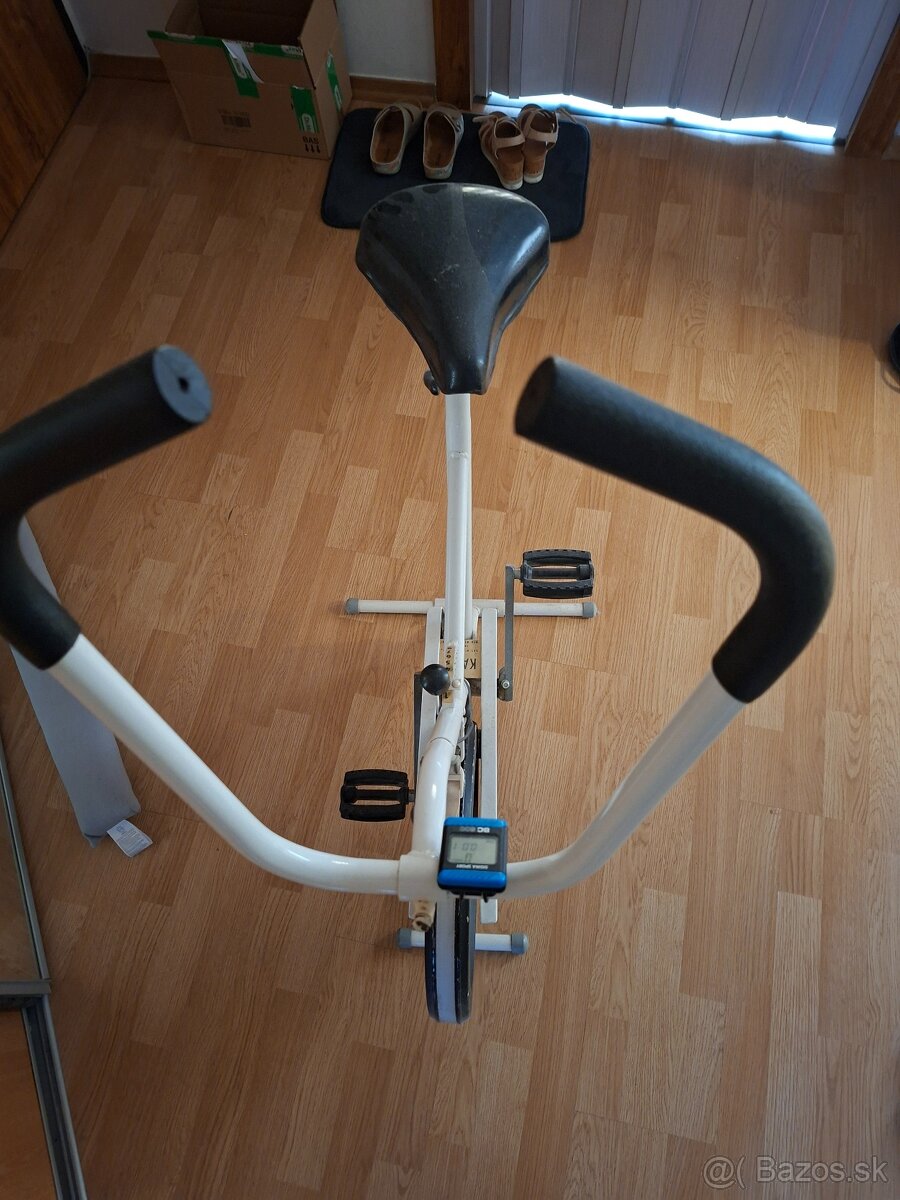 Stacionárny bicykel