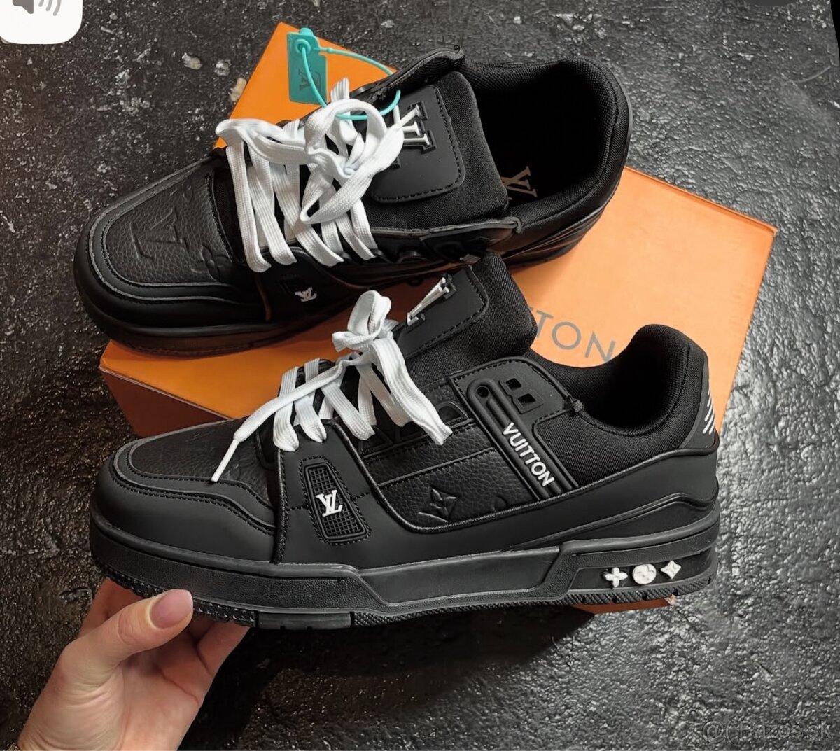 Louis Vuitton black sneakers