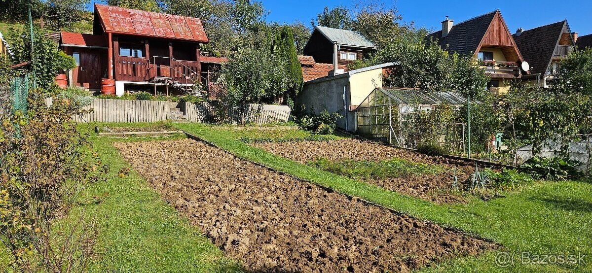 Záhradná chatka s pozemkom 391 m2, Červený jarok, SNV