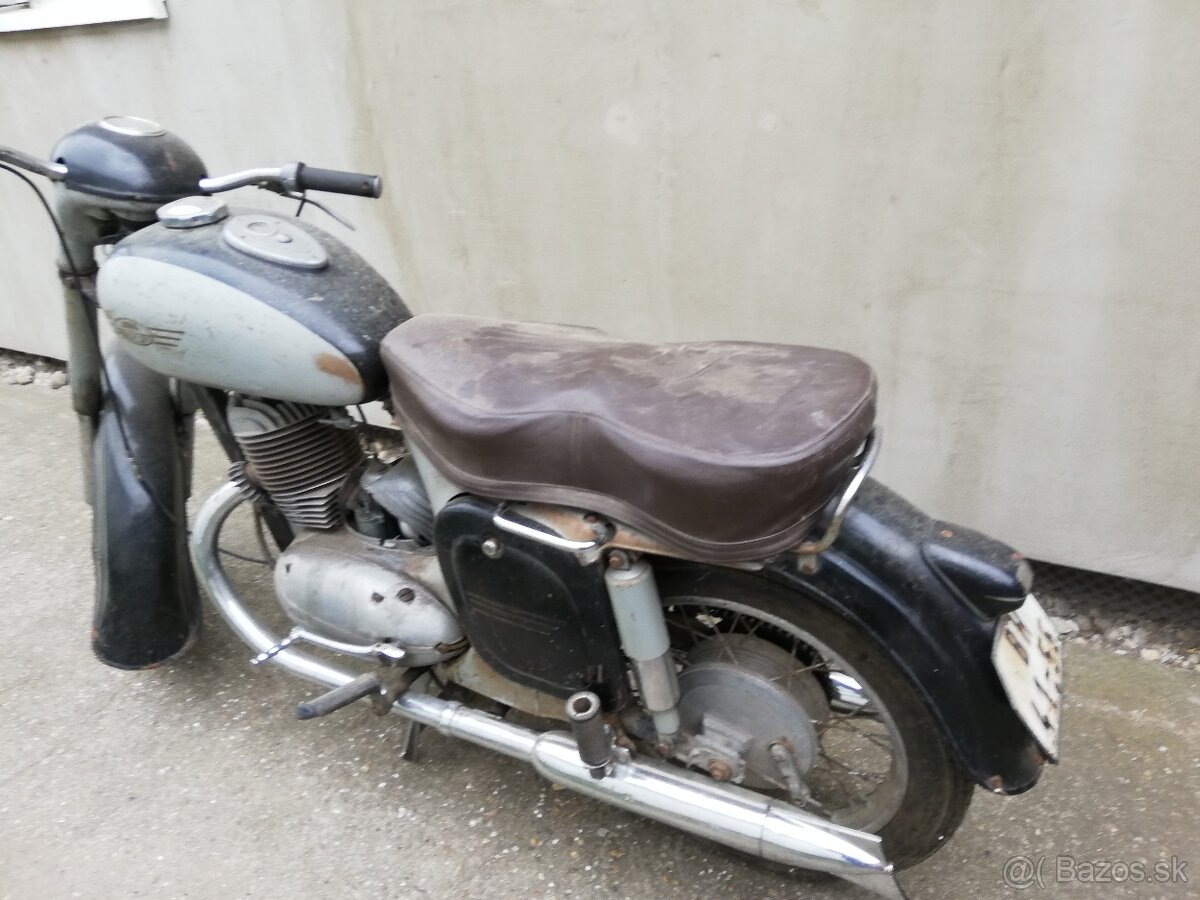 Jawa 250