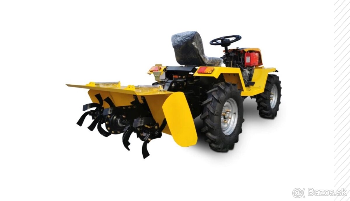 Traktor s pluhom, adaptérom a rotavátorom