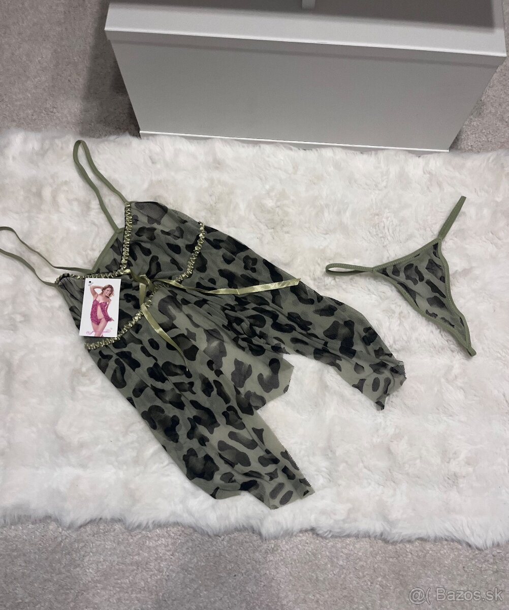 Zelena nočná kosielka