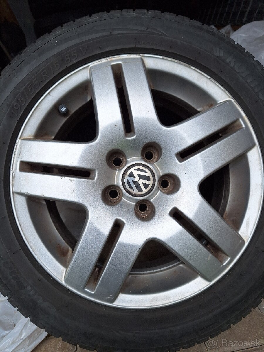 Volkswagen elektróny R15 +letné pneumatiky 195/55 R15