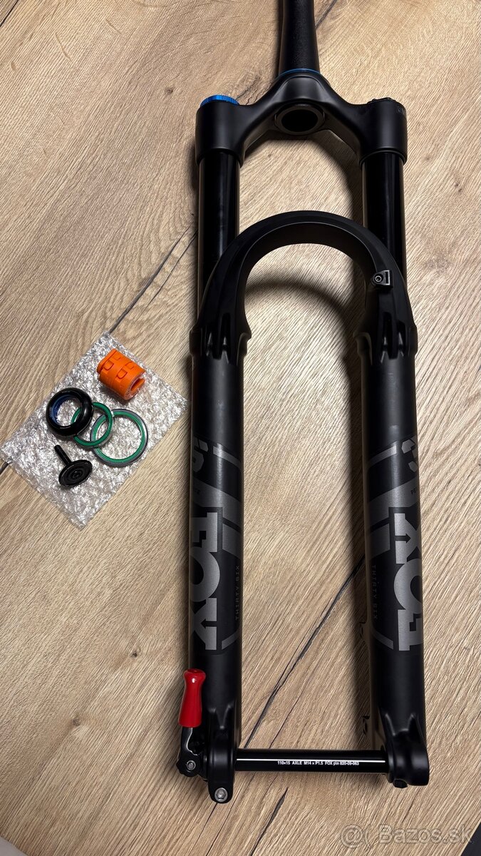 Nová Fox 36 Grip2 150mm + Cane Creek Forty Is41/52