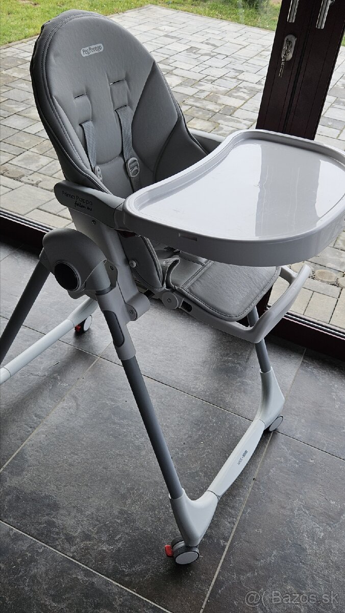 Detská stolička Peg Perego Prima Pappa Follow Me Ice.