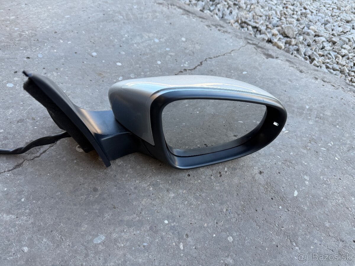 Spetne zrkadlo Golf 6 prave
