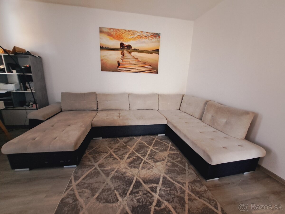 Rozťahovacia sedačka s úložným priestorom