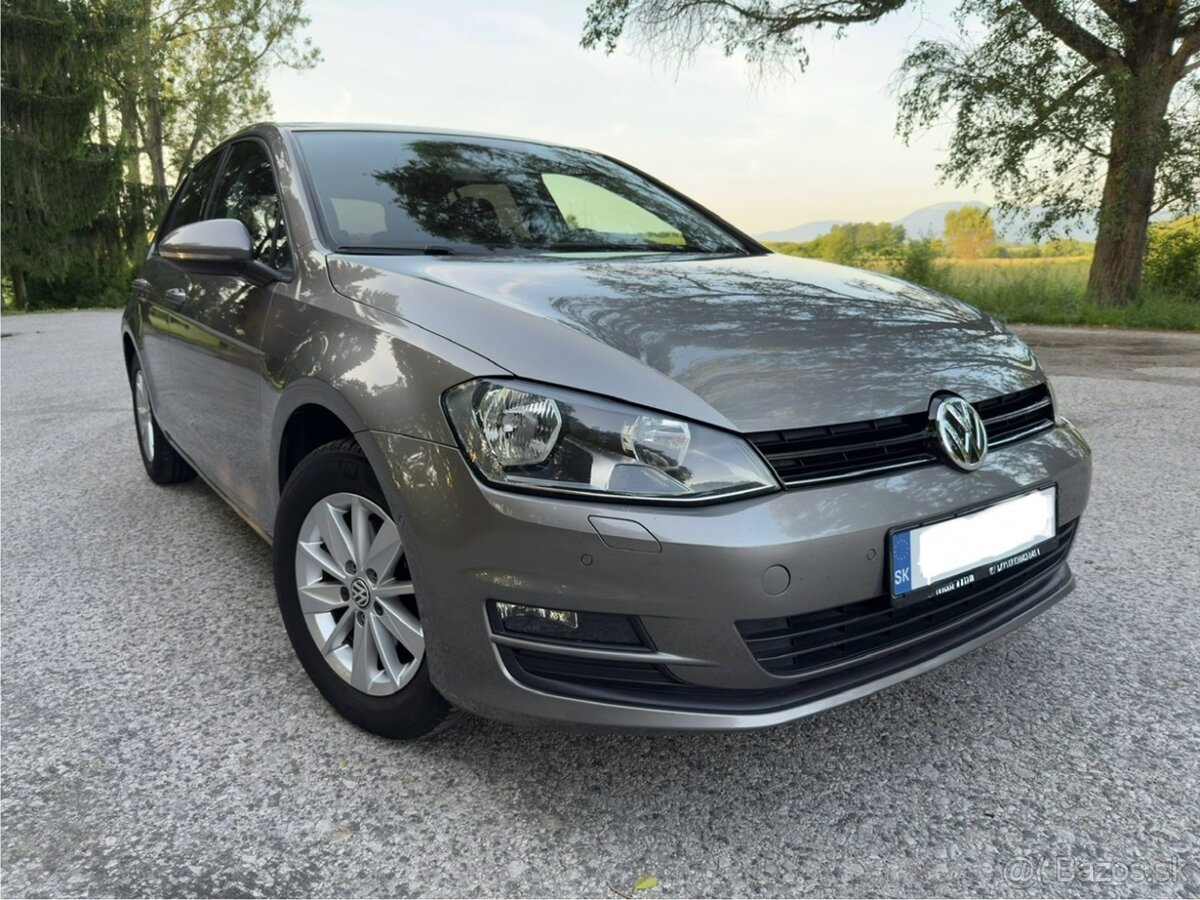 Volkswagen Golf 7 benzín