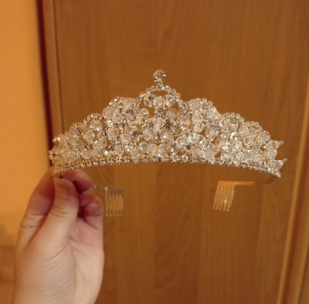 Svadobná korunka