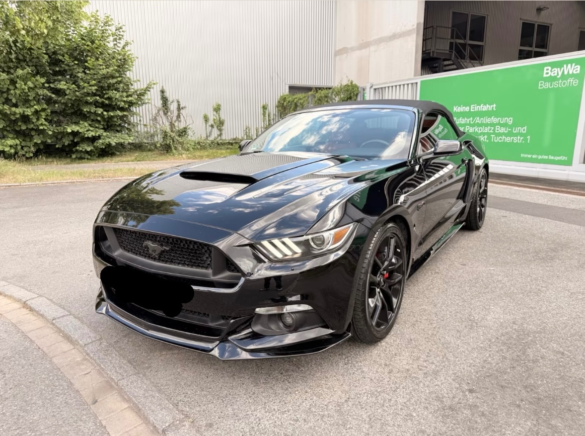 PRENÁJOM Ford Mustang GT 5.0 V8 Cabrio 450hp