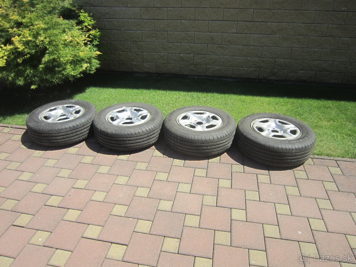 16" pl. disky Duster s let. pneu 215/65R16 98V Fulda
