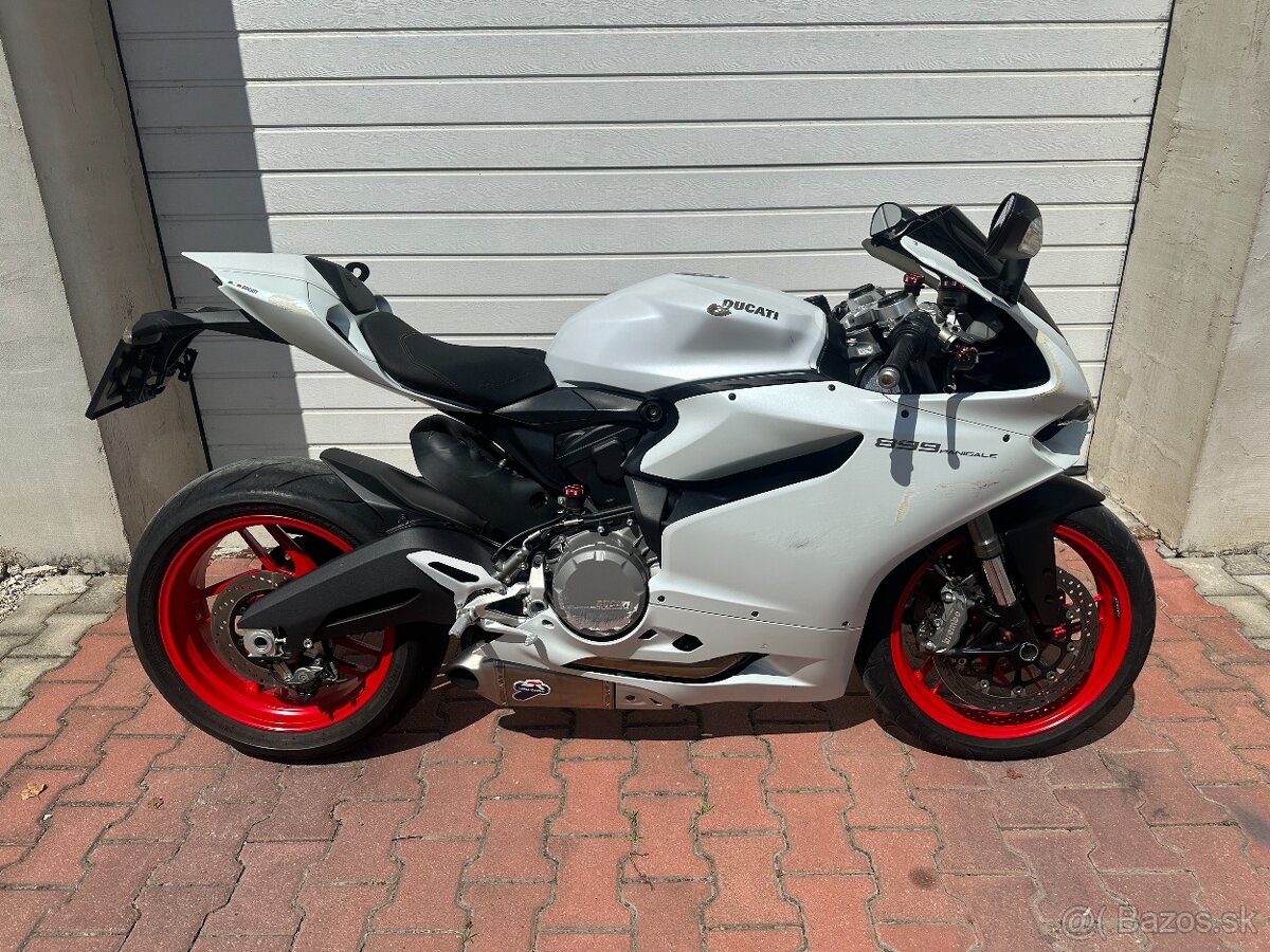 Ducati Panigale 899
