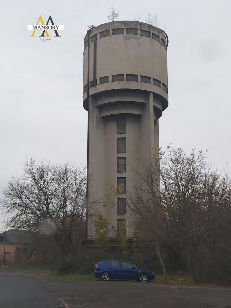 Na predaj vodárenská veža za 60 000 eur v Lučenci