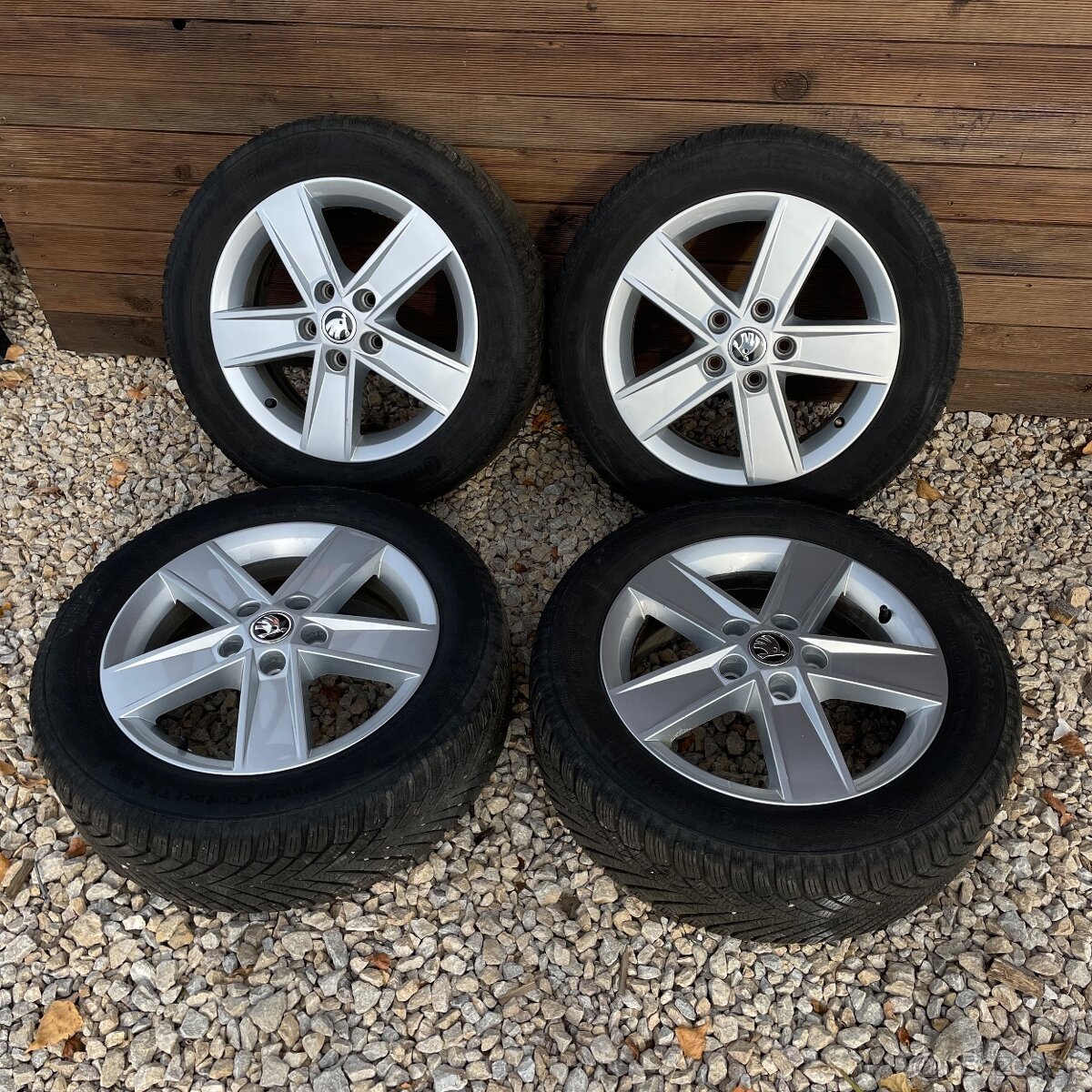 Alu kolesa SKODA octavia III 5x112 r16 —REZERVOVANE