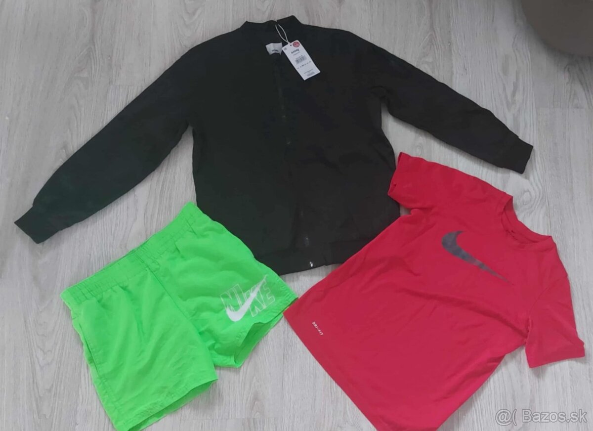 Balík oblečenia 134/146