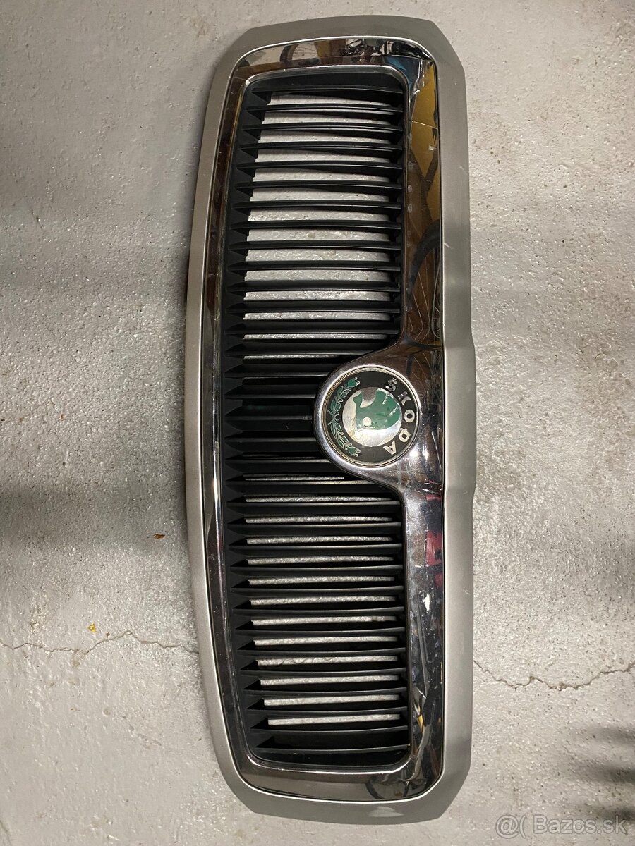 Predná maska pre Škodu Superb1