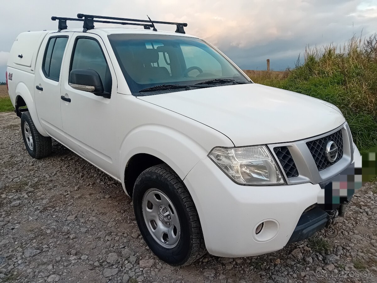 Nissan Navara 2,5 dci 4x4 nová STK a EK