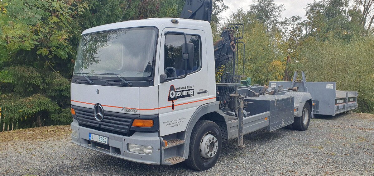 Mercedes Atego 1517 nosič kontejneru s hydraulickou rukou
