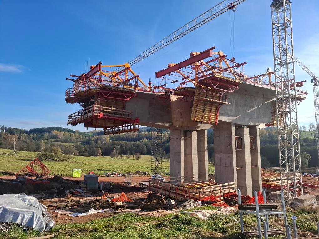 Hľadám pracovnikov