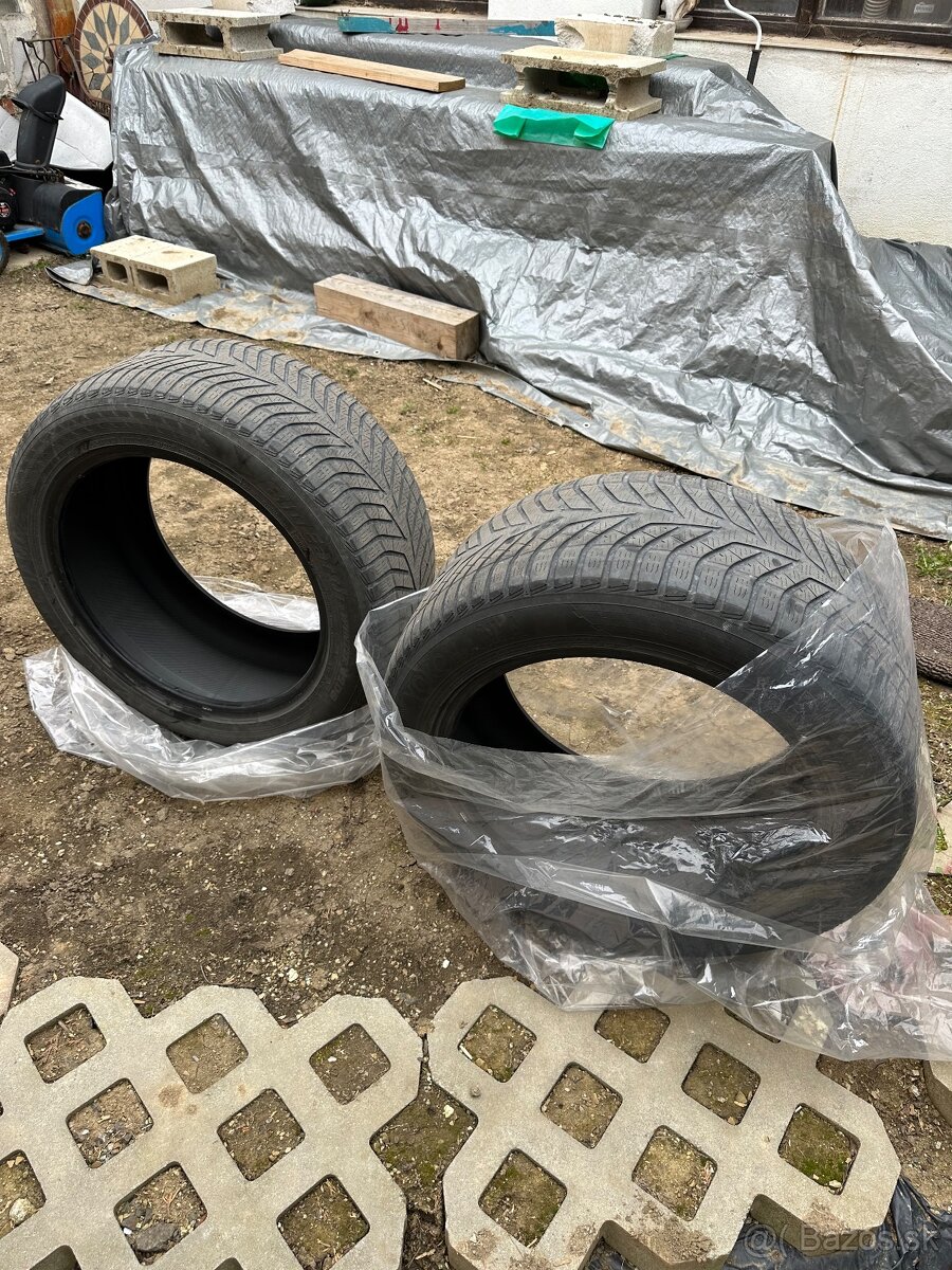 285/45 r19 Yokohama zimne 4-5mm