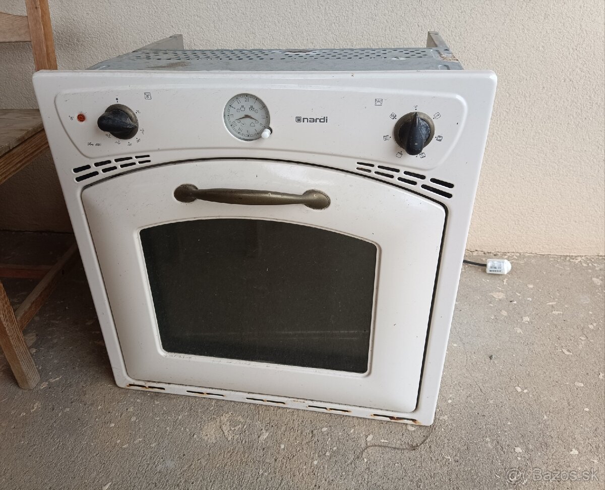 Elektrickú rúra