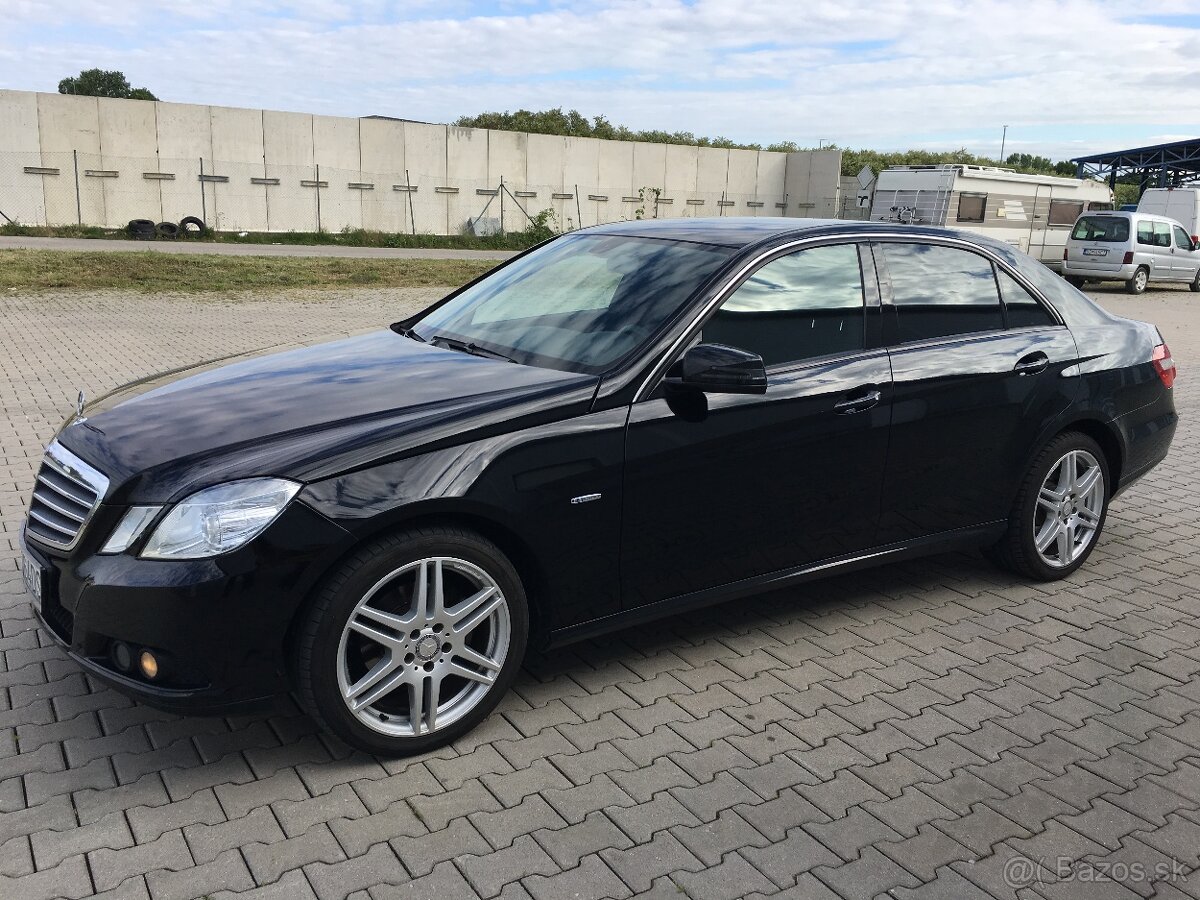 Mercedes-Benz E trieda Sedan 200CDi BlueEfficiency