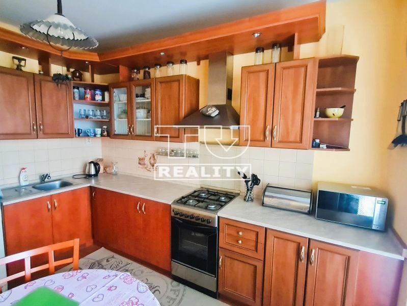 TUreality ponúka na predaj 4i byt na sídlisku Zlatý...