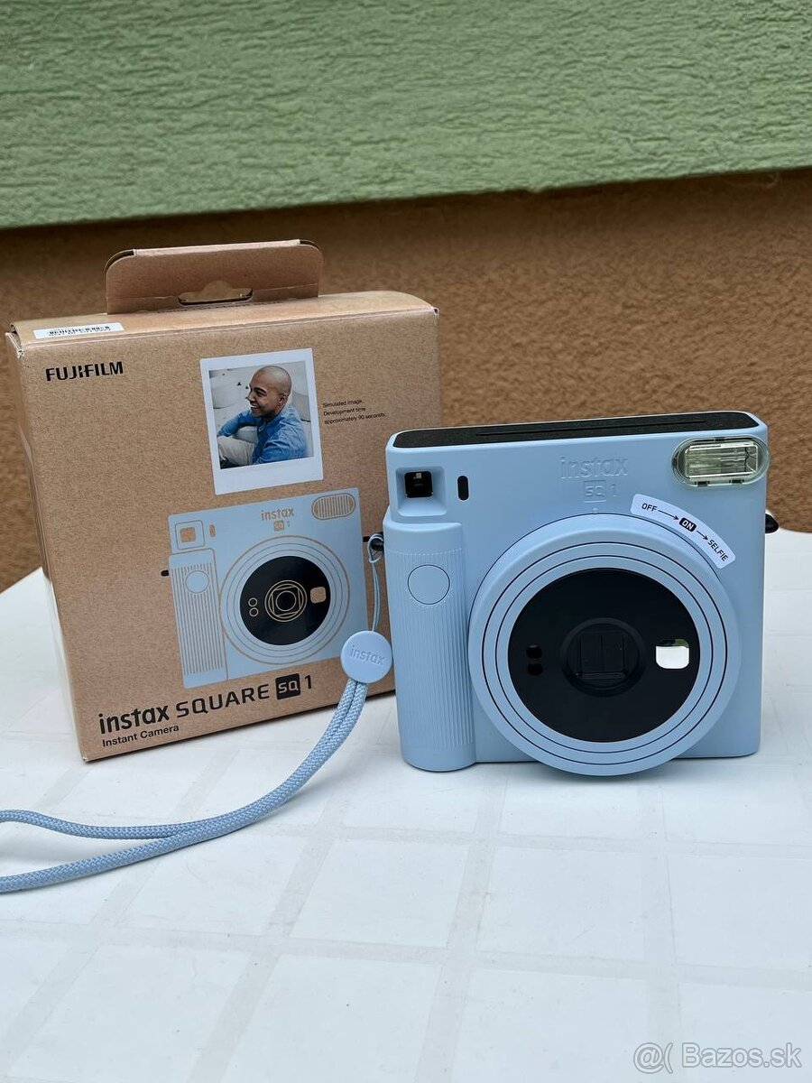 Instantný fotoaparát Fujifilm Instax Square SQ1 modrý