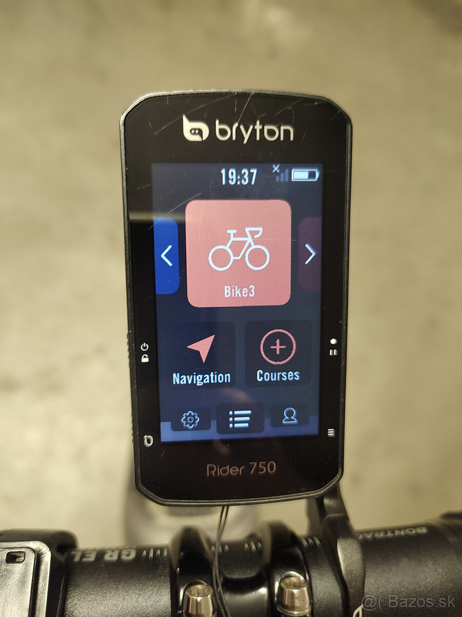 Cyklopočítač Bryton Rider 750