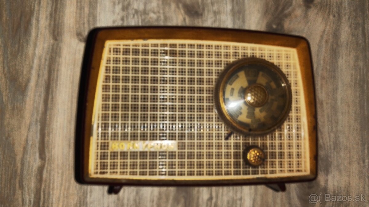 Predám bakelitové starožitné rádio Hornyphon W147U