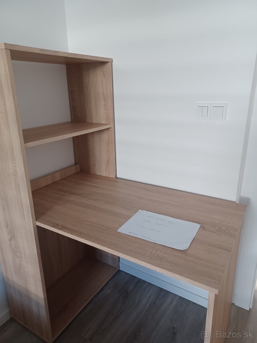 Predám písací stolík,skrińu
