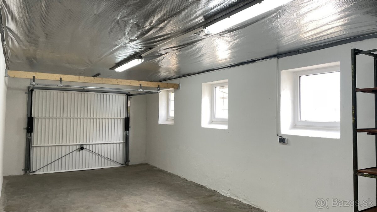 Sklad 8,75 x 3,6m  Závažná Poruba