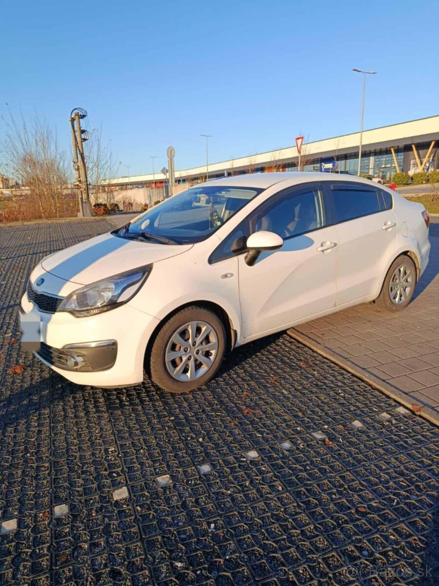 Kia Rio Sedan