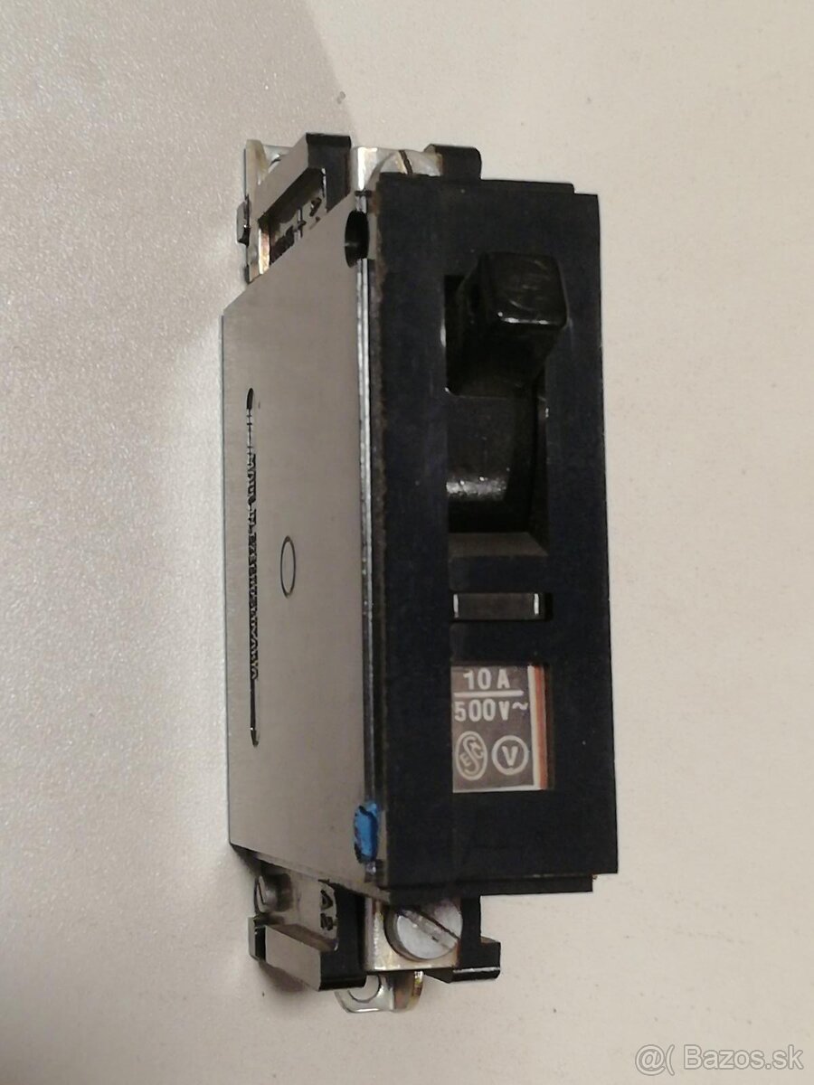 kupim stare bakelitove istice