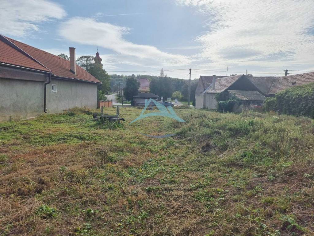 Na predaj stavebny pozemok Vyškovce Nad Ipľom 1392m2