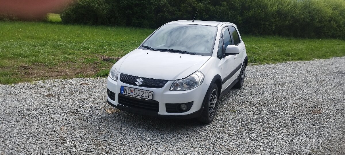 Suzuki SX4