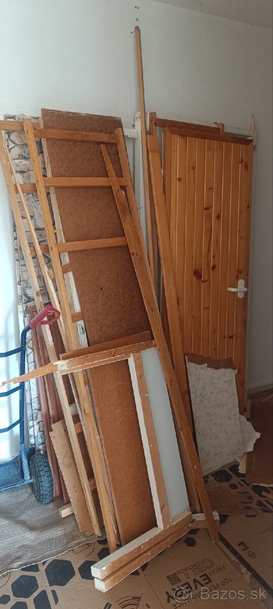 Darujem dosky drevo za odvoz