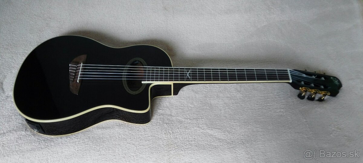 Eko guitars NXT N100e 4/4 BLK Klasická gitara s elektronikou