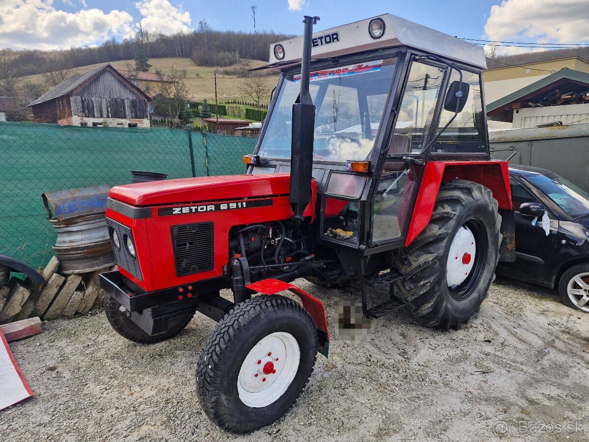 Zetor 6911
