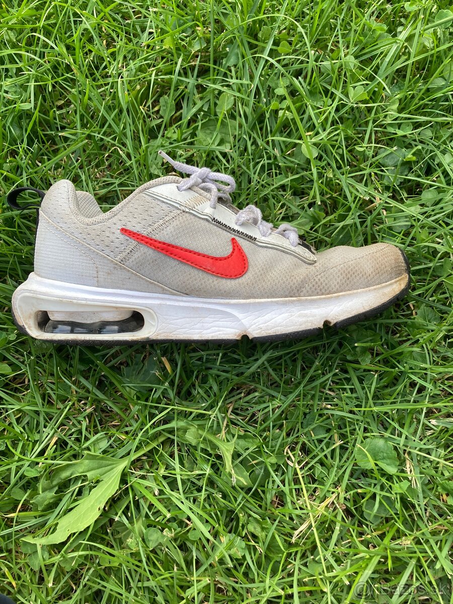 Nike air max