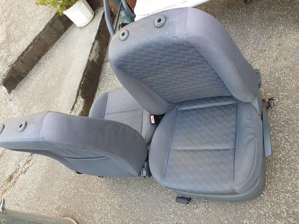 Sedanky škoda octavia 1, golf 4, toledo,...)