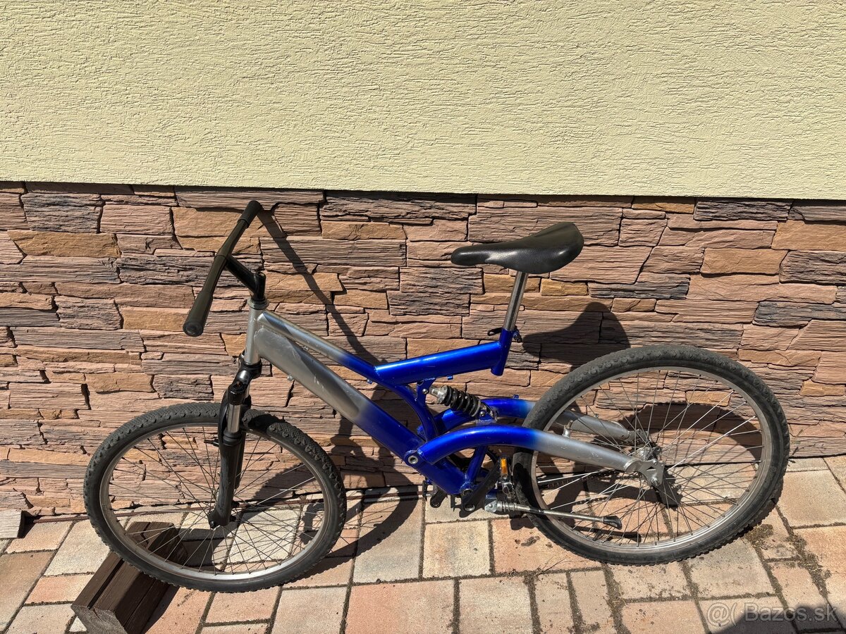 Domáci horský bicykeľ
